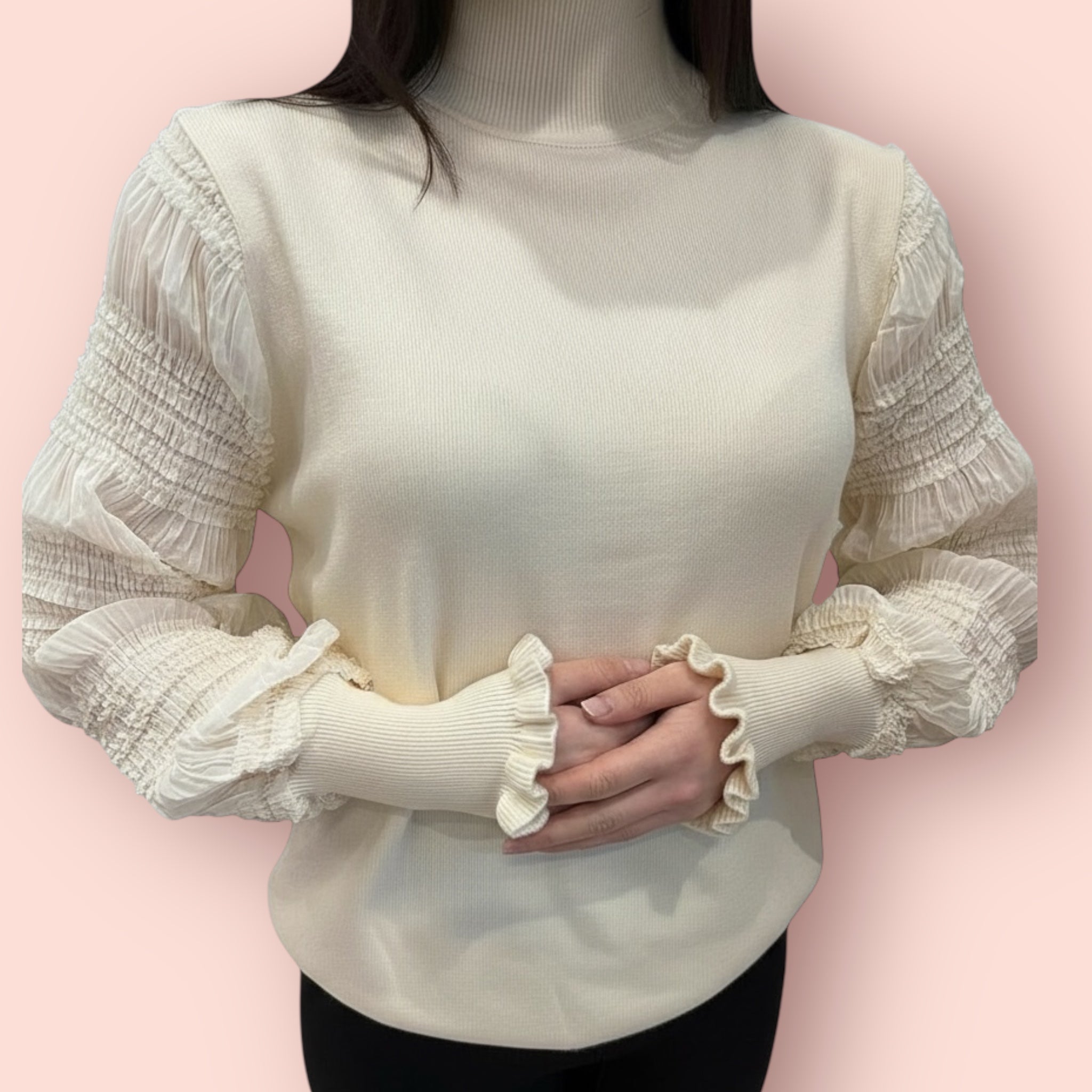 Crème Top met Smock Mouwen